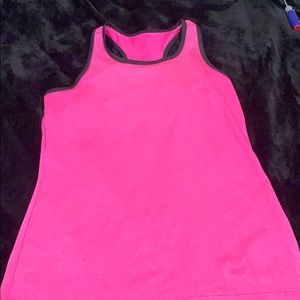 Athletic tank top